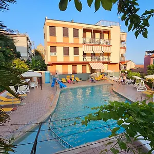 Aparthotel Olivotti, Finale Ligure