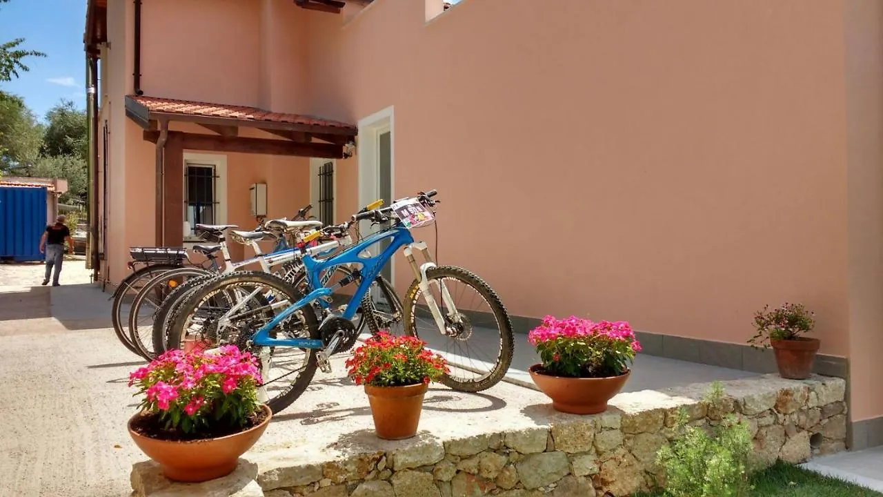 La Vie Est Belle Bed and Breakfast Finale Ligure Bed & Breakfast
