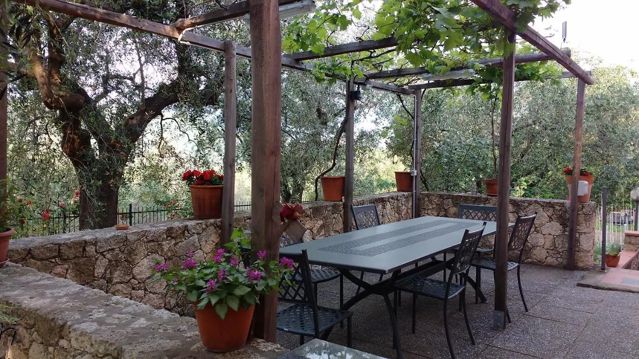 Bed & Breakfast La Vie Est Belle Bed and Breakfast Finale Ligure Italien