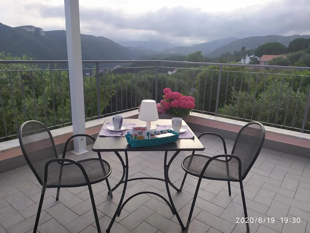 Bed & Breakfast La Vie Est Belle Bed and Breakfast Finale Ligure Italien